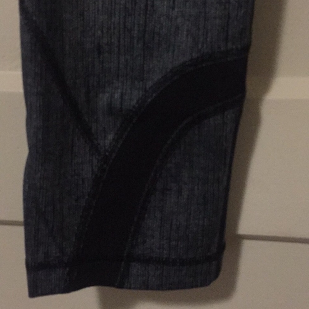 Lululemon - Picture 2 of 4